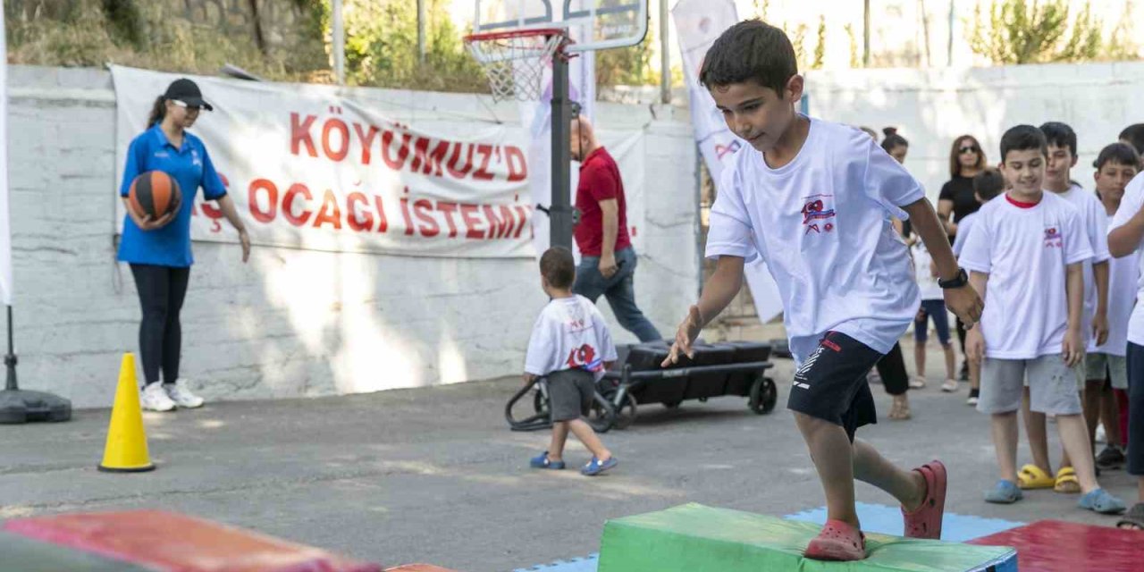 Mersin’de Çocuklar ’sporbüs’ İle Sporla Buluşuyor