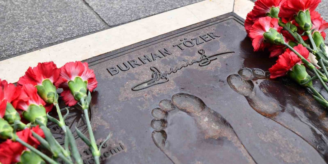 Efsaneler ’altın Ayaklar’ İle Yaşatılıyor