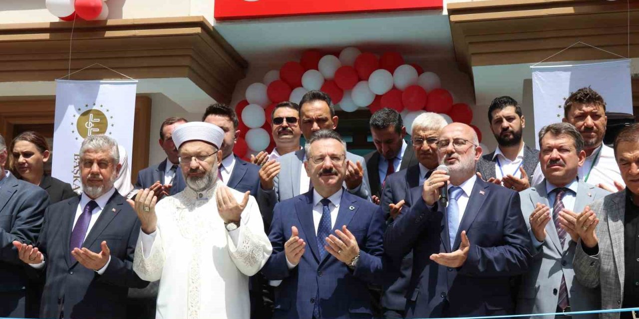 Diyanet İşleri Başkanı Erbaş, Eskişehir İl Müftülüğü Binasının Açılışına Katıldı