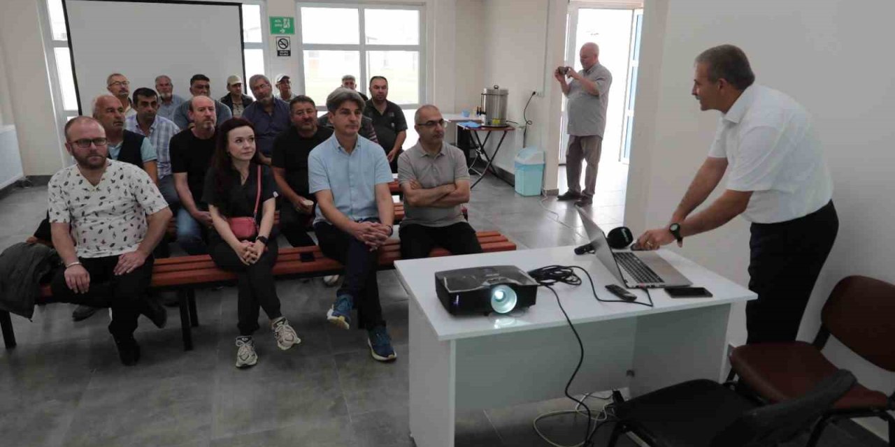 Odunpazarı’ndan Güvercin Yetiştiriciliği Ve Hastalıkları Eğitimi