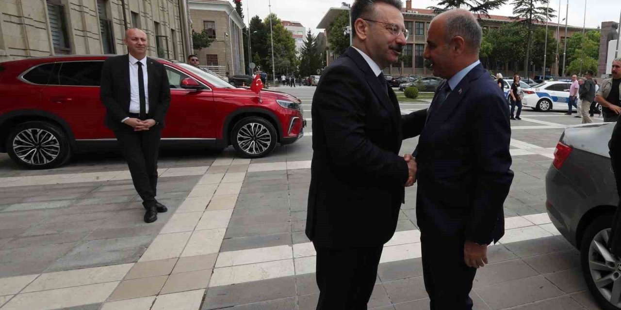 İçişleri Bakan Yardımcısı Mehmet Aktaş Vali Hüseyin Aksoy’u Ziyaret Etti