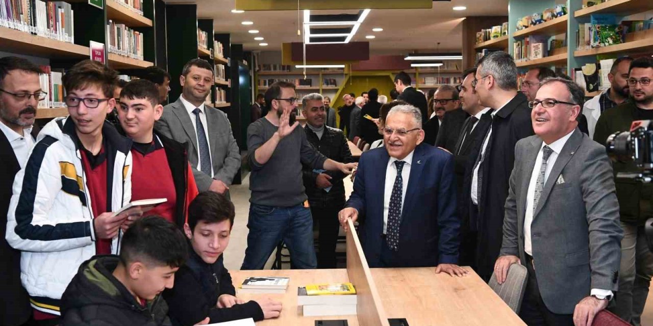 Kütüphaneler Şehri Kayseri’nin Mimarı Büyükşehrin 13 Kütüphanesi, 6 Ayda 819 Bin Ziyaretçi Ağırladı