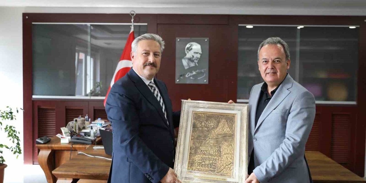 Başkan Palancıoğlu’ndan Melikgazi Kaymakamı Karacan’a Ziyaret