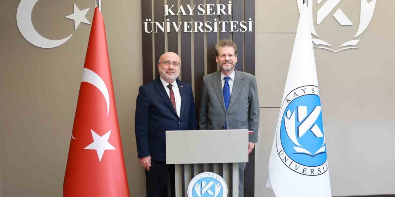 Kuzey Makedonya Büyükelçisi Rektör Karamustafa’yı Ziyaret Etti