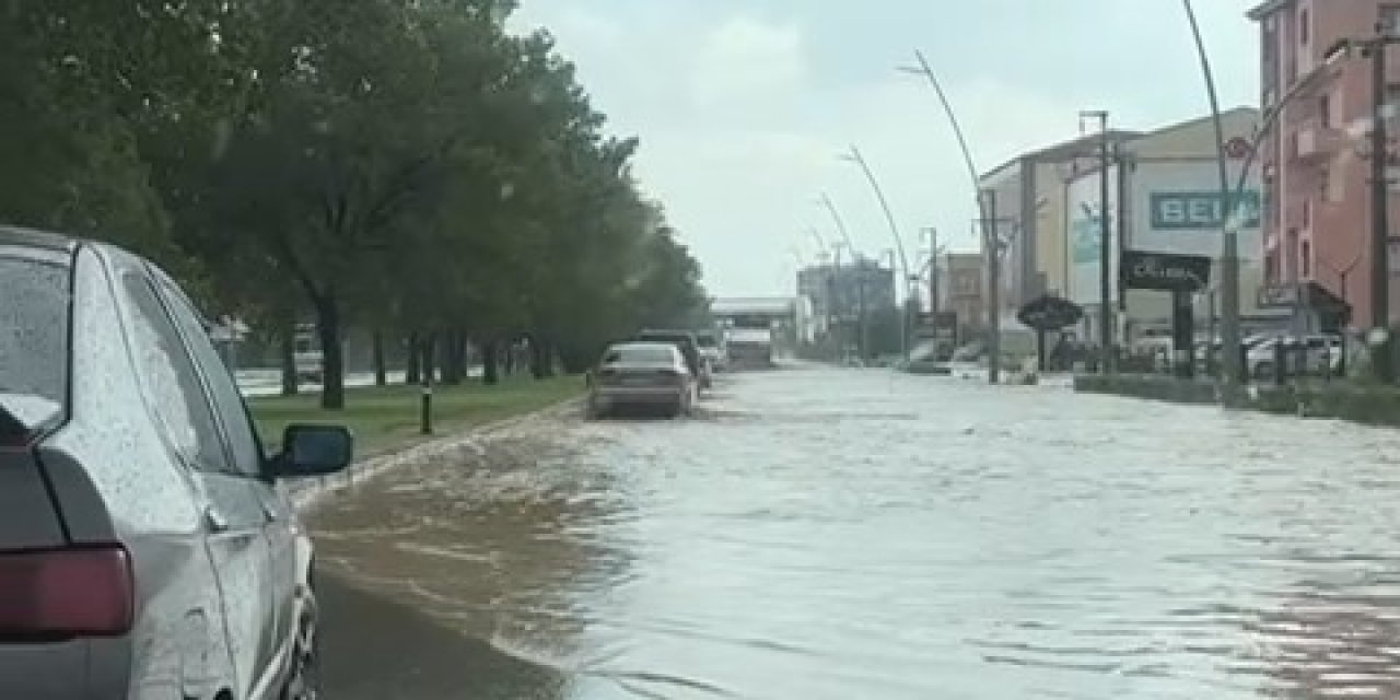 Niğde’de Sağanak Yağış Sele Neden Oldu