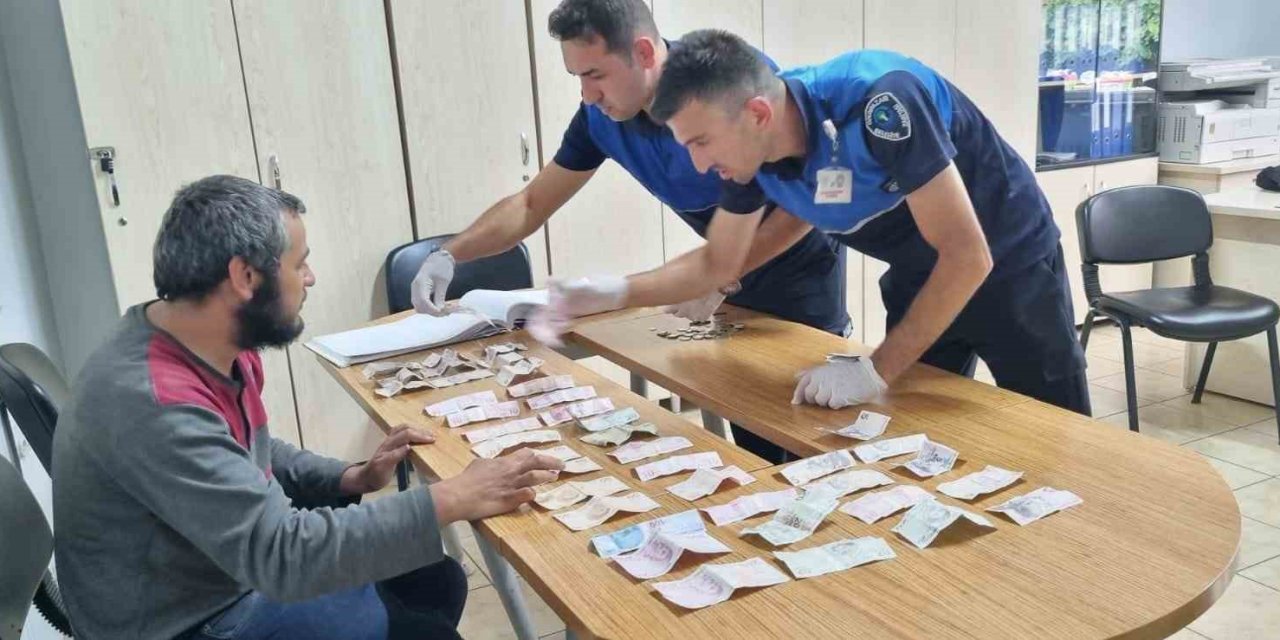 Çifteler’den Dilenmek İçin Geldi, Zabıta Otobüsle Geri Gönderdi