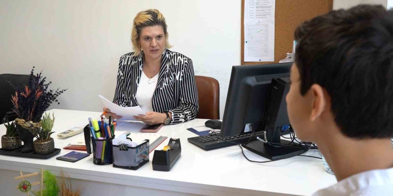 Konyaaltı’nda Lgs Tercihleri Uzman Öğretmenlerle Yapılıyor