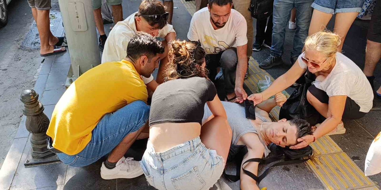 Ehliyetsiz Motosiklet Sürücü Yayaya Çarptı, 27 Bin Tl Ceza Yedi