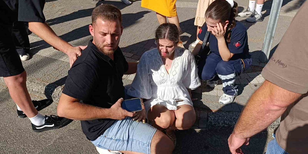 Otomobil Sürücüsünün Dikkatsizliği Kazayı Beraberinde Getirdi: 1 Yaralı