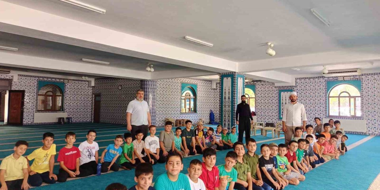 Korkuteli’nde Yaz Kur’an Kurslarında 2 Bin 705 Öğrenci Eğitim Görüyor