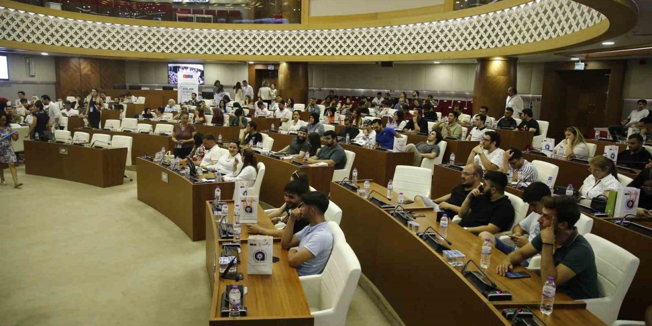 Güneş Okulu Projesi’nde Gençlere Sektör Tanıtıldı