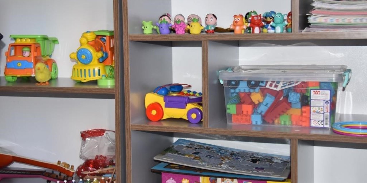 Başkan Çolakbayrakdar: "çocuklarımızın Geleceğine Işık Tutuyoruz"