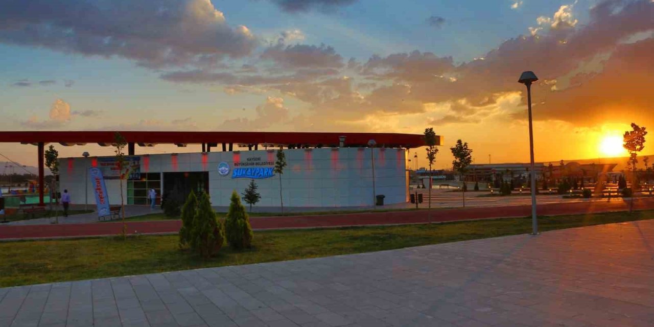 Büyükşehir’in En Gözde Tesislerinden Sukaypark’a Yoğun İlgi