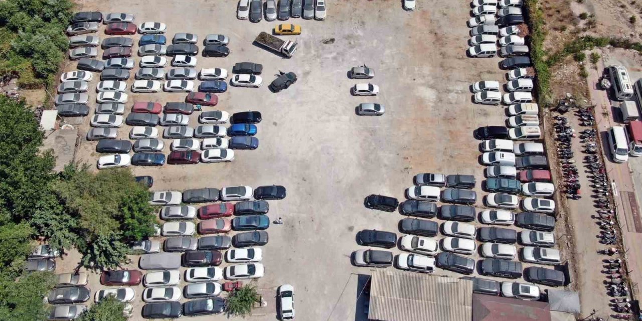 Milyonluk Araçlar Hurdaya Çıkıyor, Aralarında 20 Yıldır Bekleyen Var