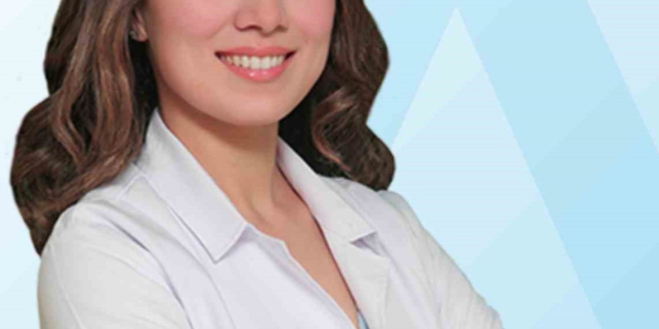 Cildi Korumak İçin Sağlıklı Beslenmek Ve Yeterli Su Tüketmek Önemli