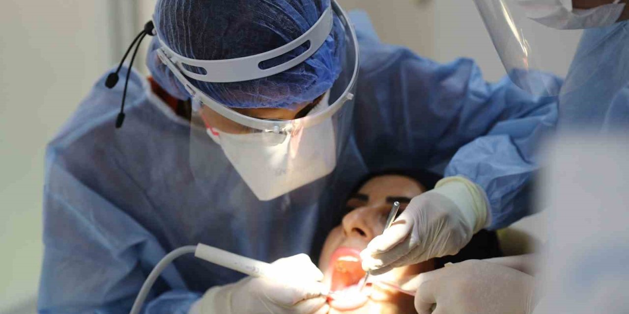 Antalya Büyükşehir Belediyesi Sağlık Merkezi’nde Sosyal Güvence Aranmaksızın Sağlık Hizmeti