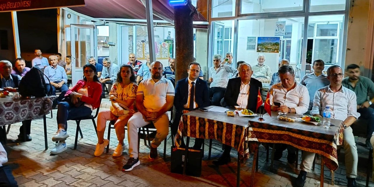 Esçevder Mihalgazi İlçesinde Toplantı Gerçekleştirdi