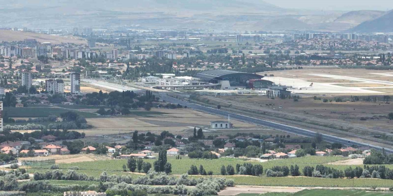 Başkan Büyükkılıç’tan Tamamen Ulaşıma Açılan Necmettin Erbakan Bulvarı’nda İnceleme