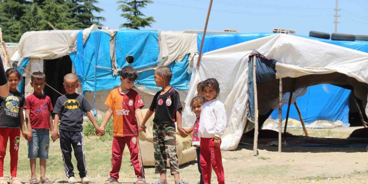 Çadırda Icardi İle Tanışmanın Hayalini Kuruyor