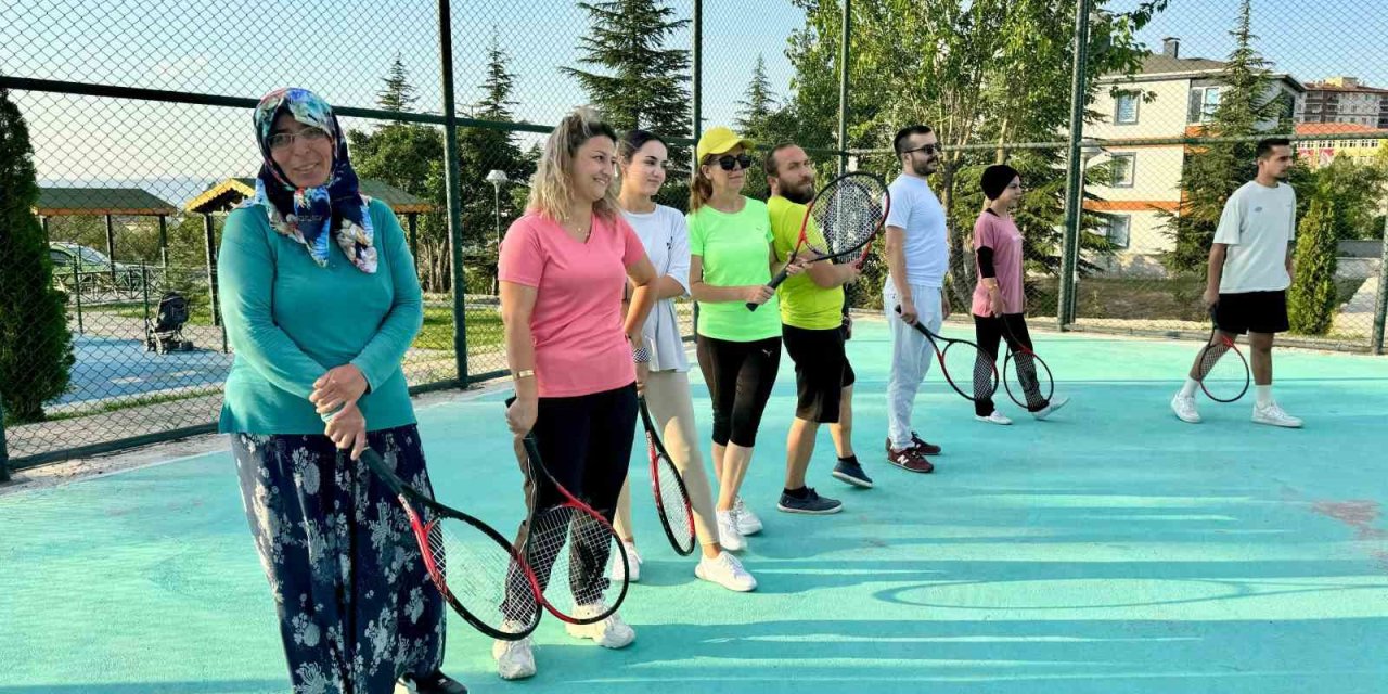 Başkan Özdoğan: “tenis Kurslarımız Her Yaşa Hitap Ediyor”