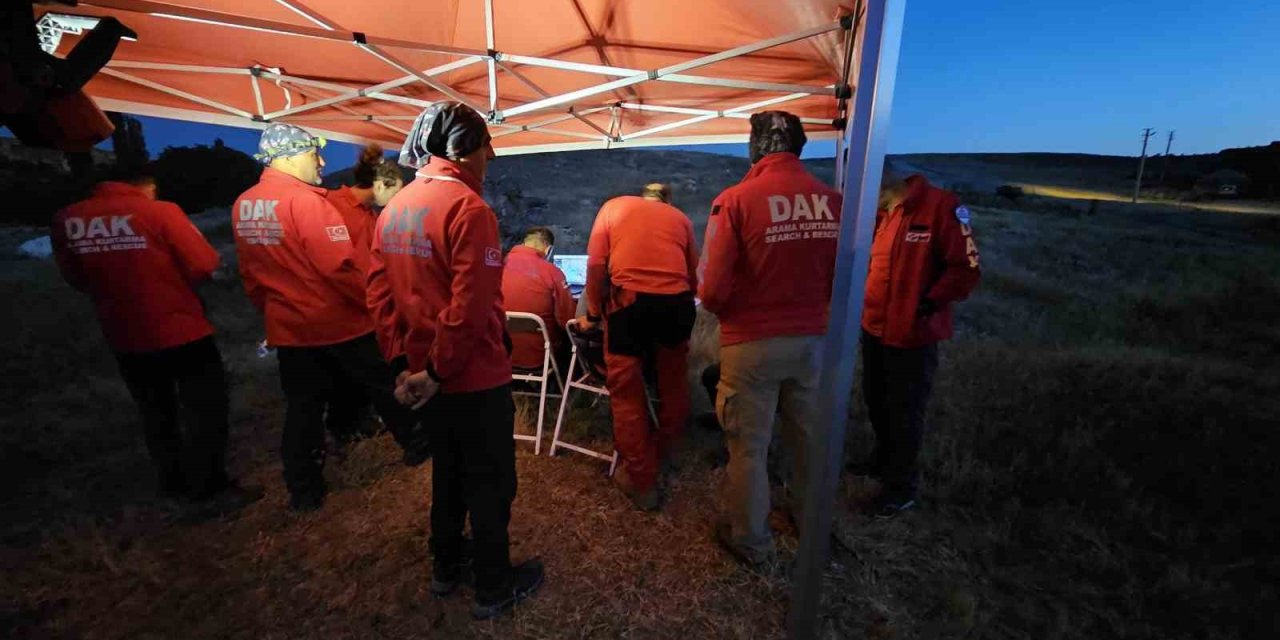 Kayıp Vatandaşı Bulmak İçin 50 Kişilik Ekip Kuruldu