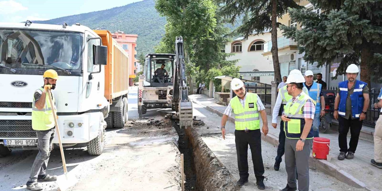 "Konya Büyükşehir Belediyesi'nden Akşehir'e Yeni Su Altyapısı"