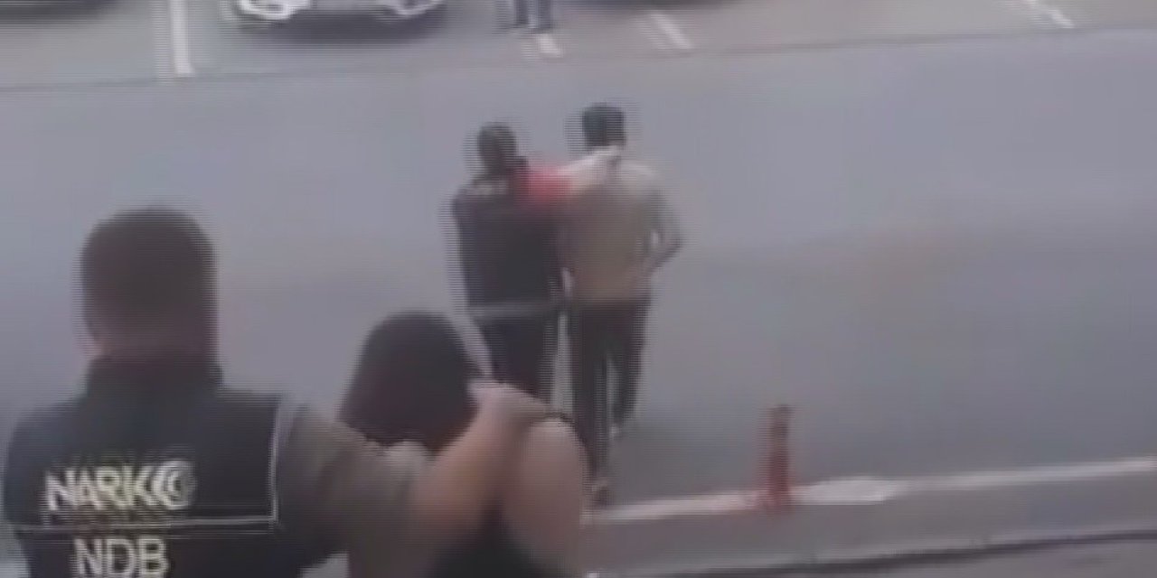 Uyuşturucu Tacirleri Polisten Kaçamadı