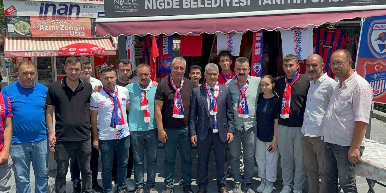Vali Çelik Taraftarların Çağrısına Kayıtsız Kalmadı