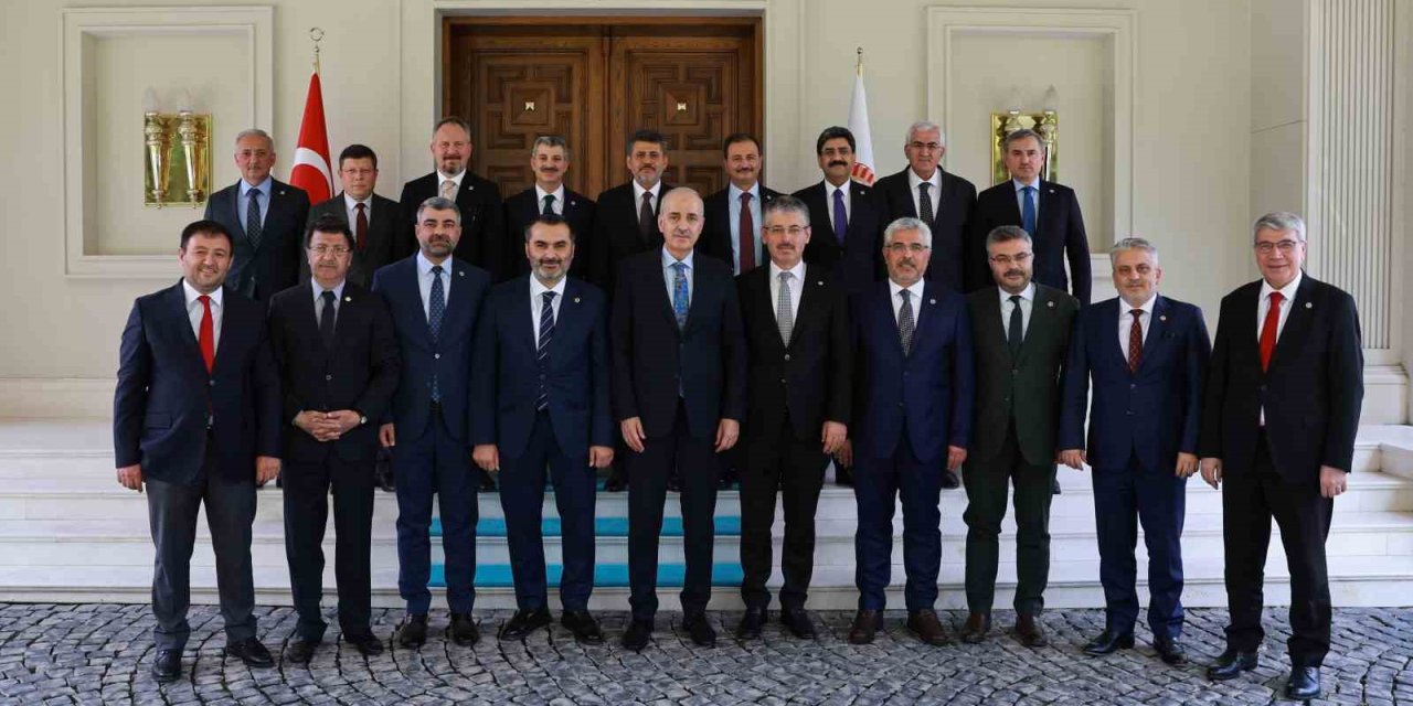 Çopuroğlu, Kurtulmuş’u Ziyaret Etti; Yasaları Görüştü