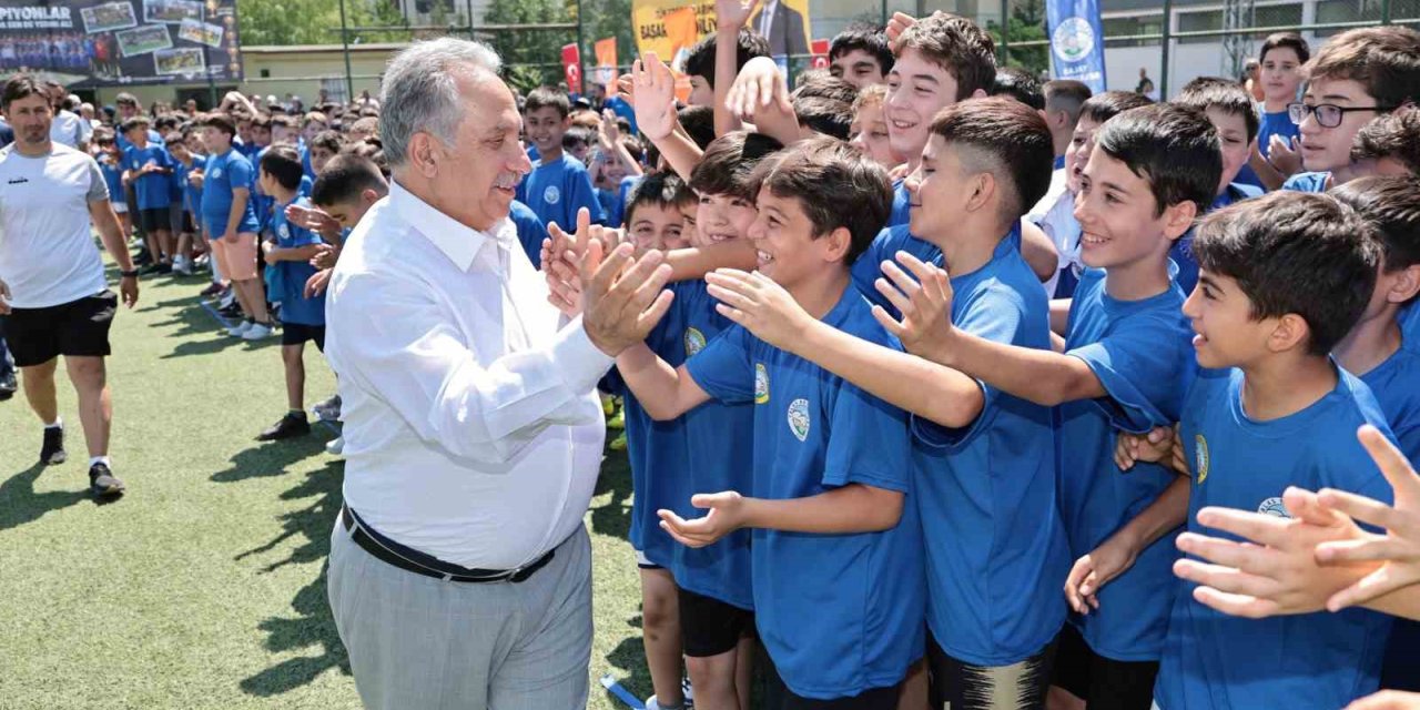 Talas’ta Yaz Spor Kurslarıa Coşkulu Açılış