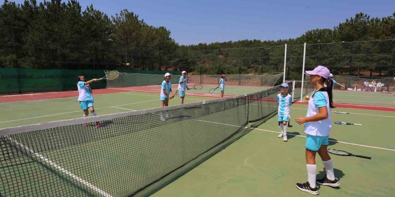Odunpazarı Belediyesi, Yaz Spor Okulları İle Çocuklara Tatilde Spor Keyfi Sunuyor