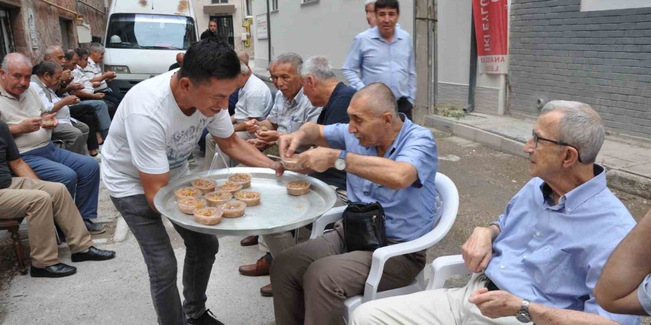 Eskişehir’de Muharrem Ayı Dolayısıyla ‘aşure Günü’ Etkinliği Düzenlendi
