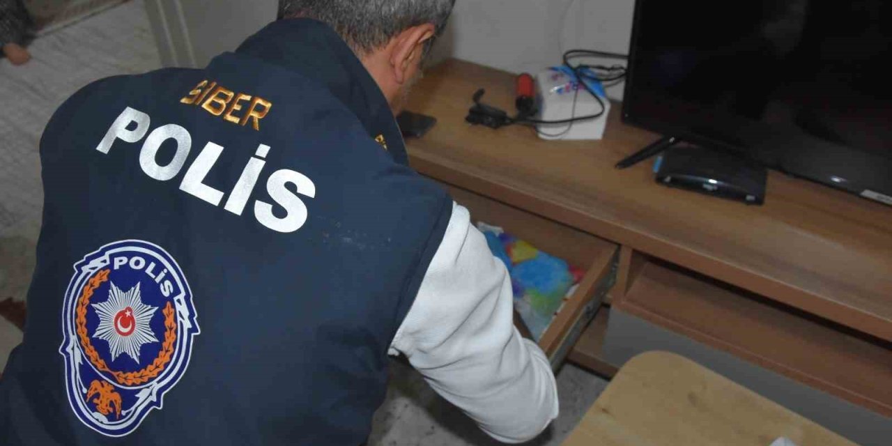 Mersin’de Müstehcen Yayın Operasyonu: 5 Tutuklama