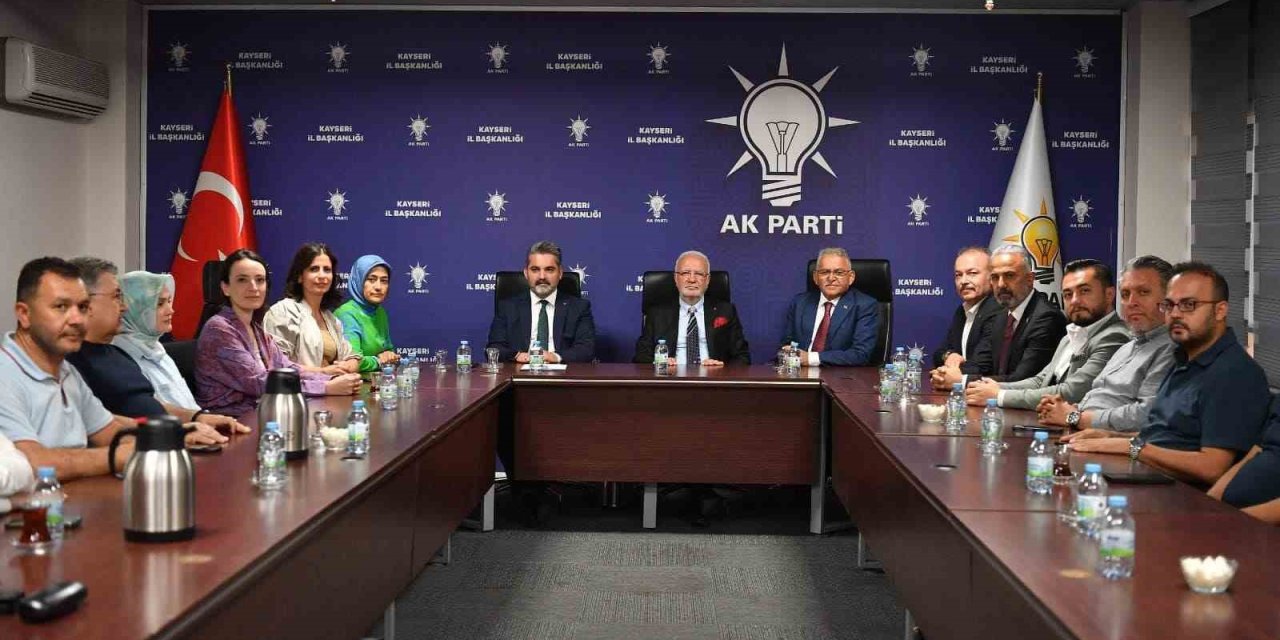 Elitaş Ve Büyükkıulıç, Haftalık Olağan Yönetim Kurulu Toplantısına Katıldı