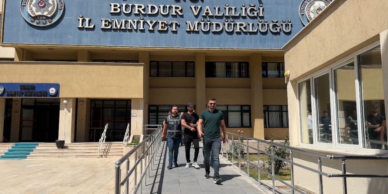 Burdur’da 20 Yıl Hapis Cezasıyla Aranan Şahıs Yakalandı