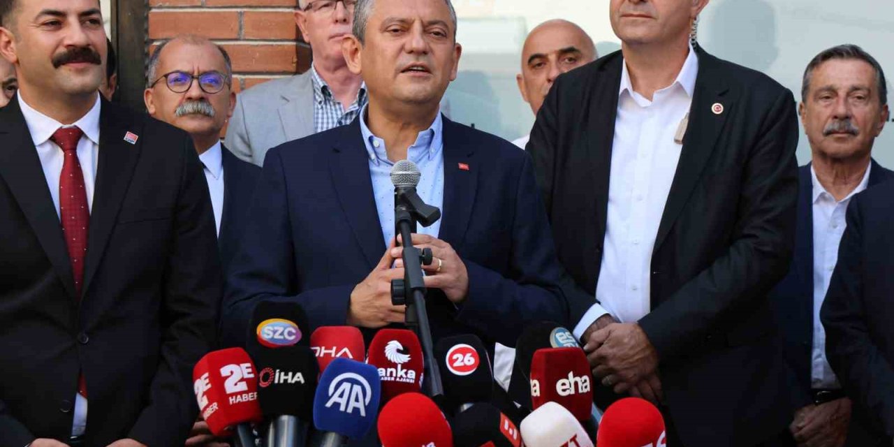 Chp Genel Başkanı Özel: "bu Kötülük Karşısında Hep Birlikte Hizmete Devam Edeceğiz"