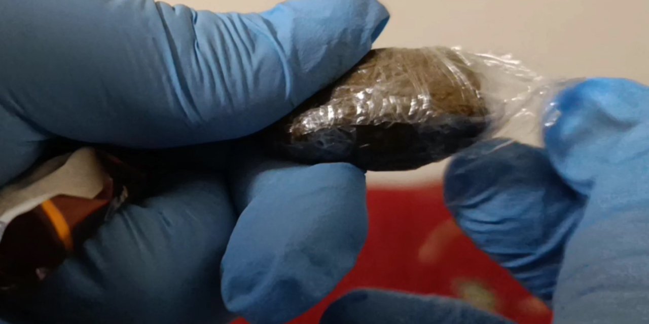 Çikolata Paketlerinden Uyuşturucu Çıkan Gurbetçi Gözaltında