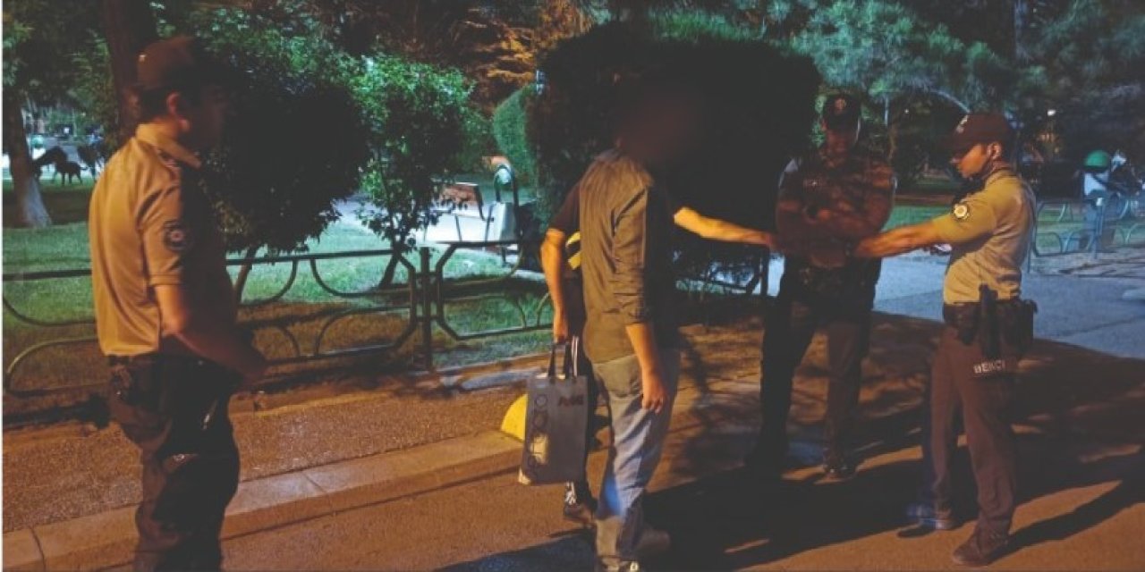 Tepebaşı’ndaki 44 Parkta Asayiş Denetimleri Yapıldı