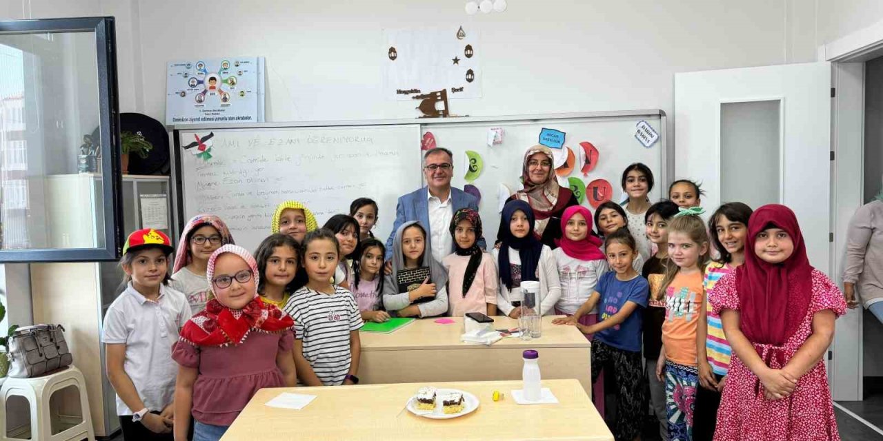 Başkan Özdoğan; Yeni Haftaya Öğrenciler İle Başladı