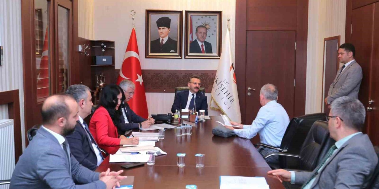 Vali Hüseyin Aksoy, Halk Günü Toplantısı’nda Vatandaşları Dinledi