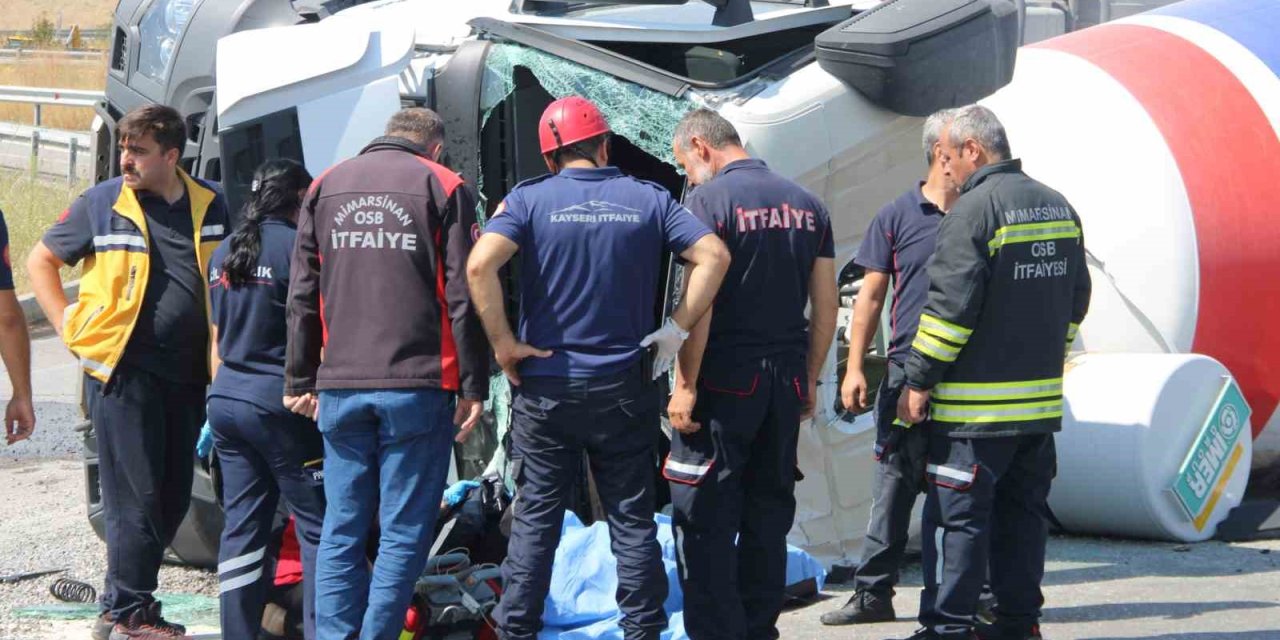 Beton Mikseri Devrildi: 1 Ölü