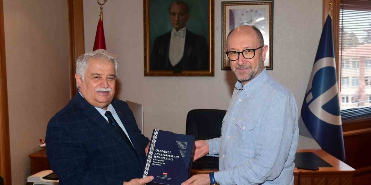 Tüba Başkanı Şeker’den Rektör Erdal’a Ziyaret