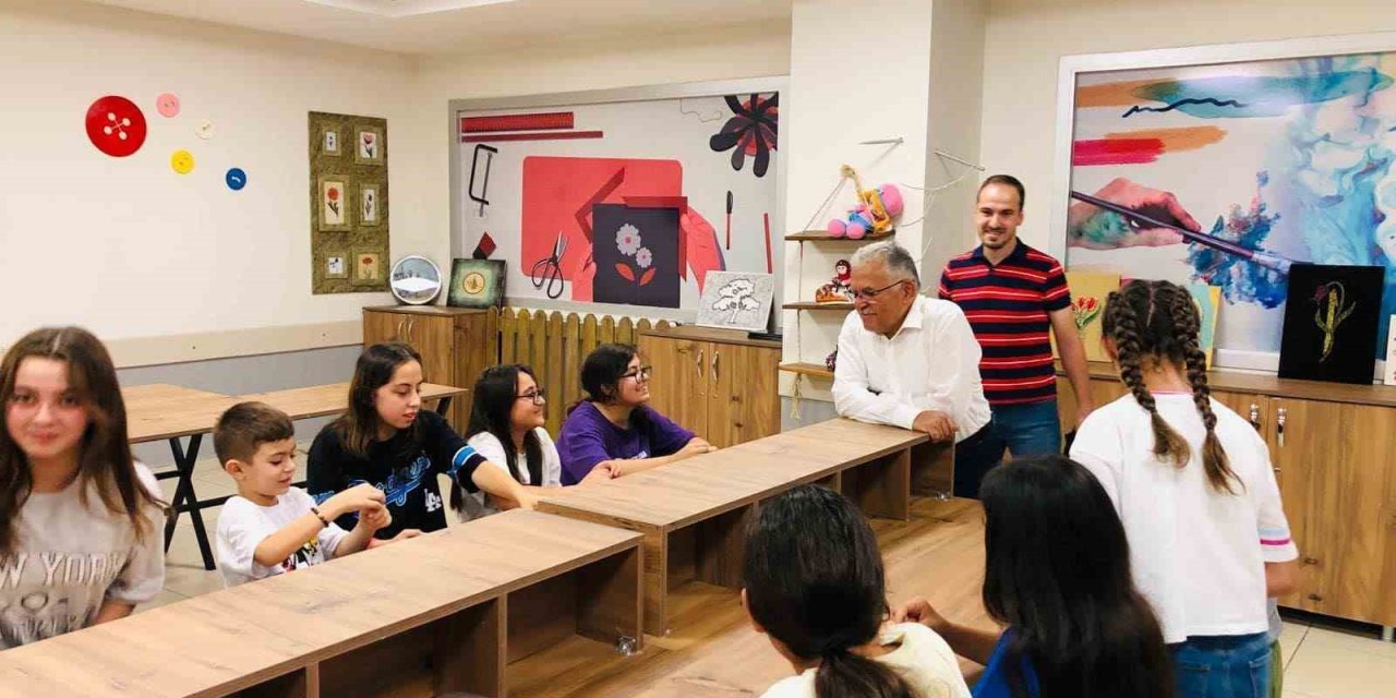 Başkan Büyükkılıç’tan Kaymek Gençlik Merkezi’ne Ziyaret