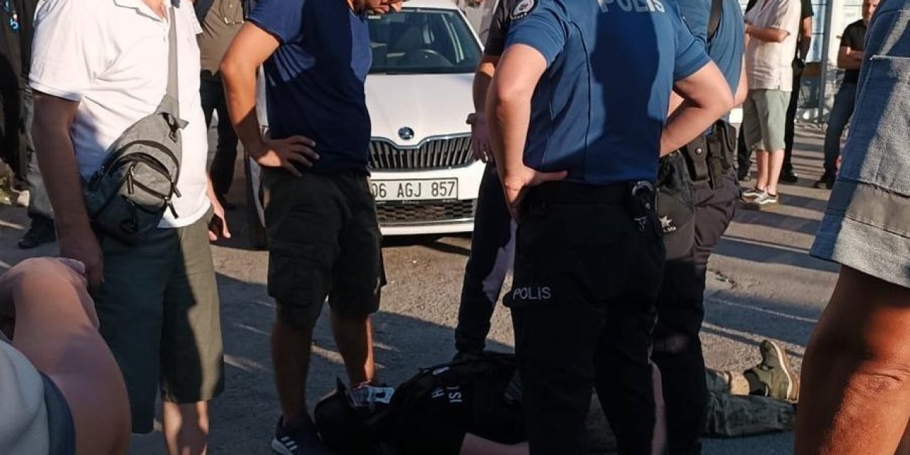 Oynadığı Savaş Oyunlarının Etkisinde Kalan Genç 5 Kişiyi Bıçak Ve Baltayla Yaraladı