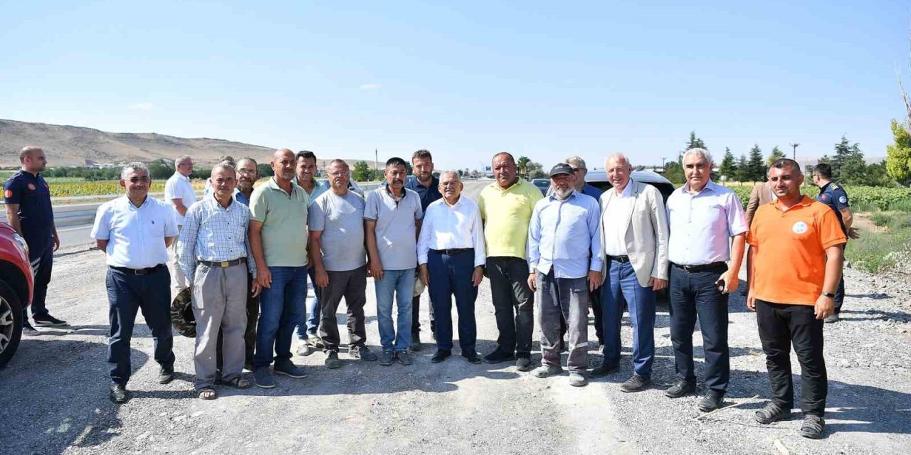 Çiftçi Dostu Başkanın Yamula Patlıcanı Üreticisine Armağanı Hizmete Hazır