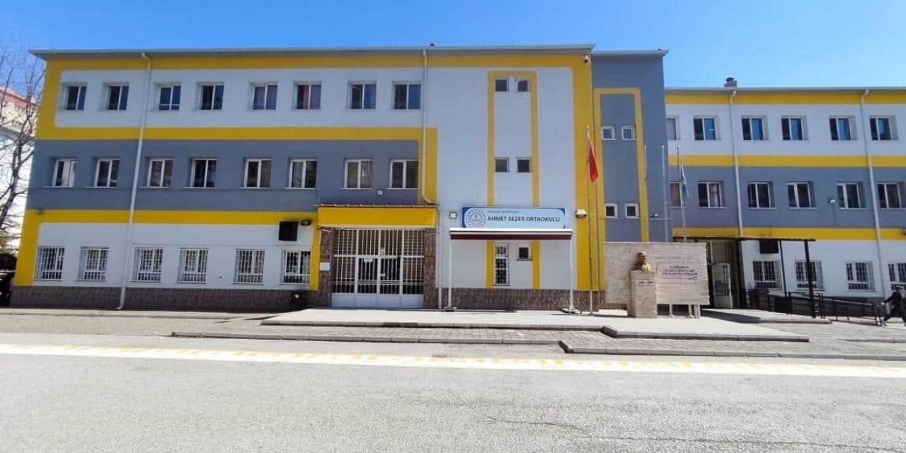 Eskişehir Ahmet Sezer Ortaokulu Büyük Başarı Elde Etti
