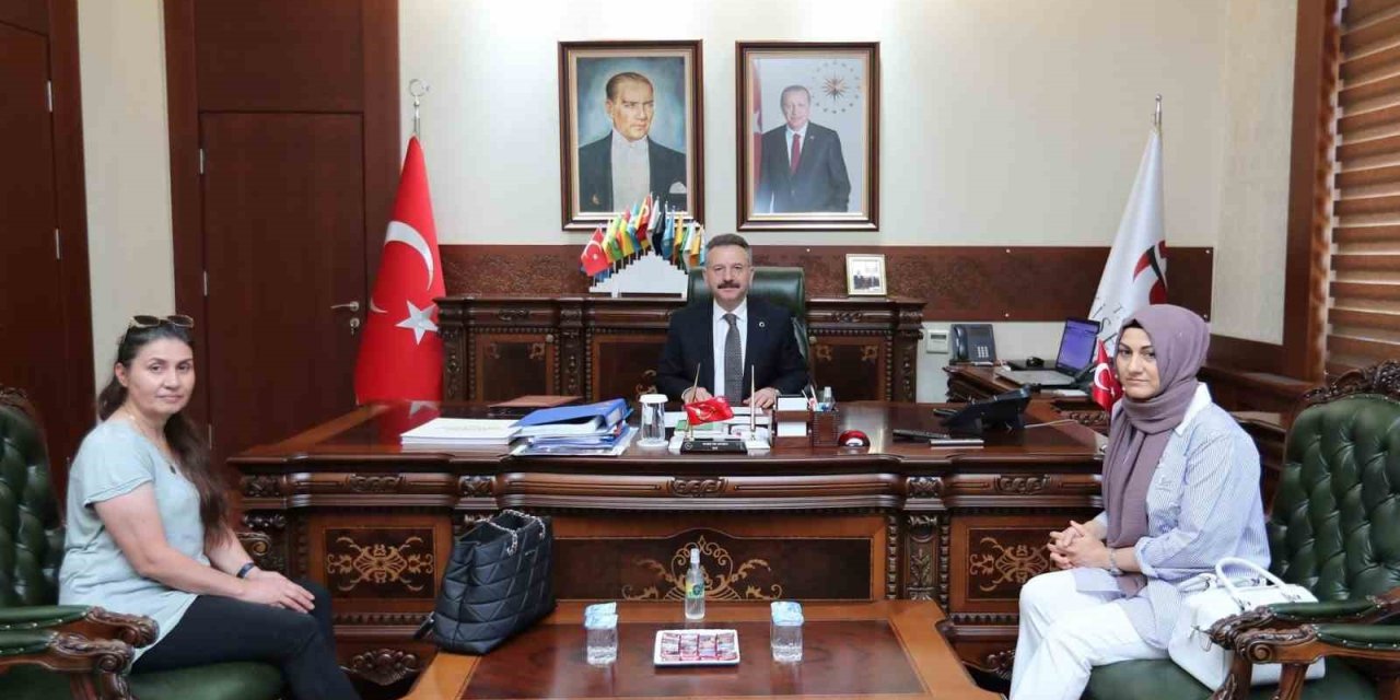 Şehidin Eşi Ve Kardeşi Vali Aksoy’u Ziyaret Etti