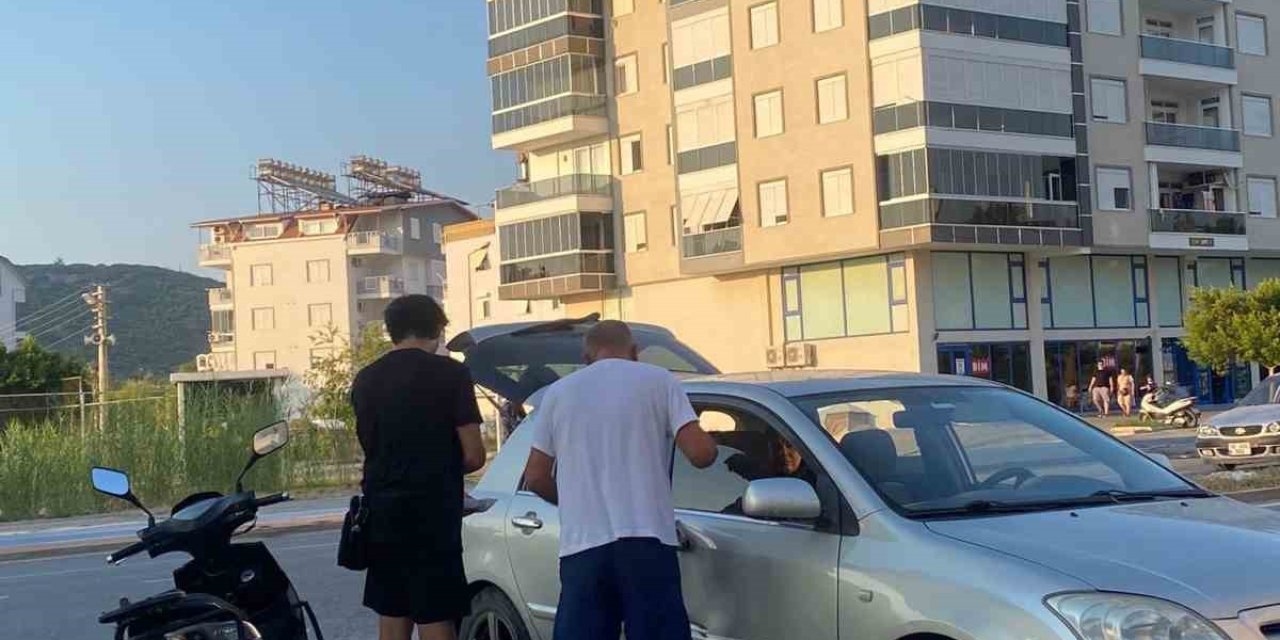 Otomobil İle Motosiklet Çarpıştı: 1 Yaralı