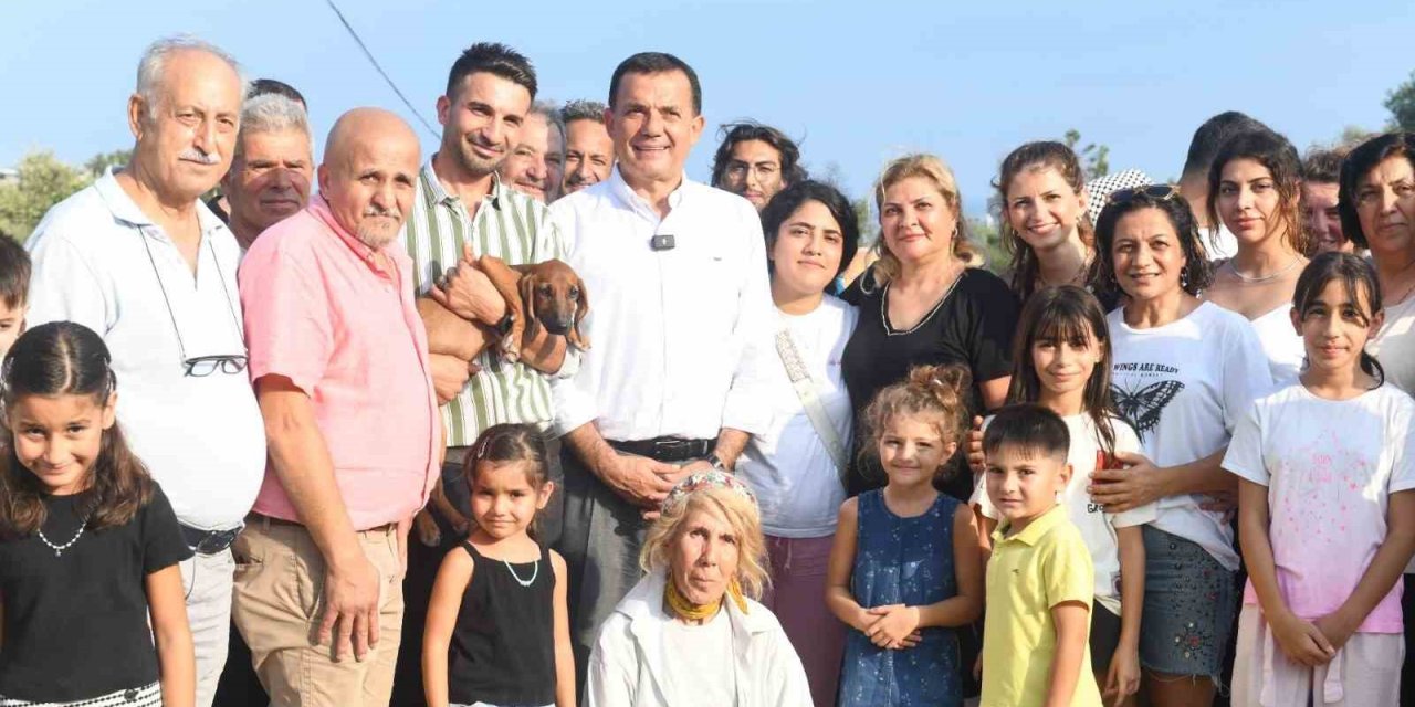 Site Sakinleri Sokak Köpeğini Sahiplendi