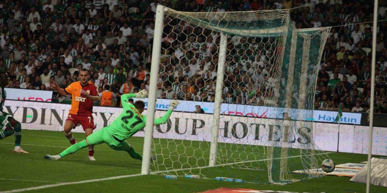 Trendyol Süper Lig: Konyaspor: 1 - Galatasaray: 1 (ilk Yarı)